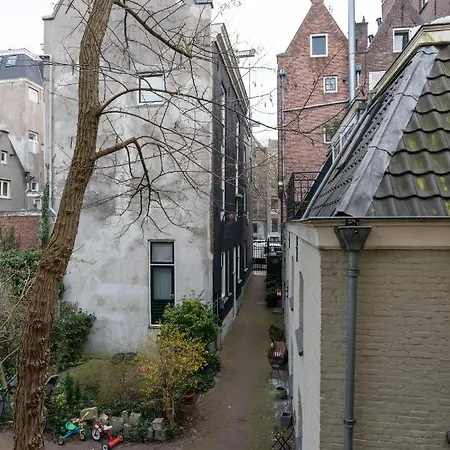 Kloveniers * Amsterdam