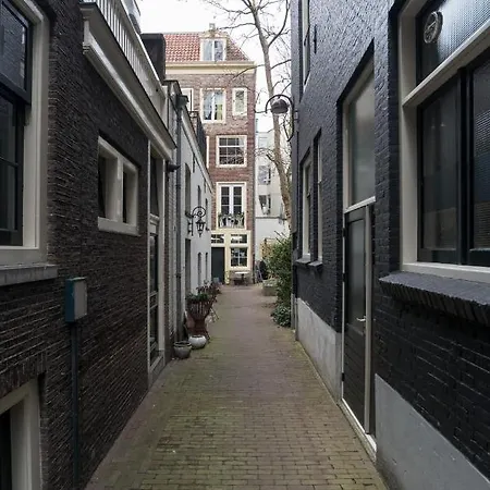 Kloveniers * Amsterdam