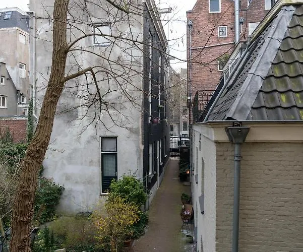 Kloveniers * Amsterdam